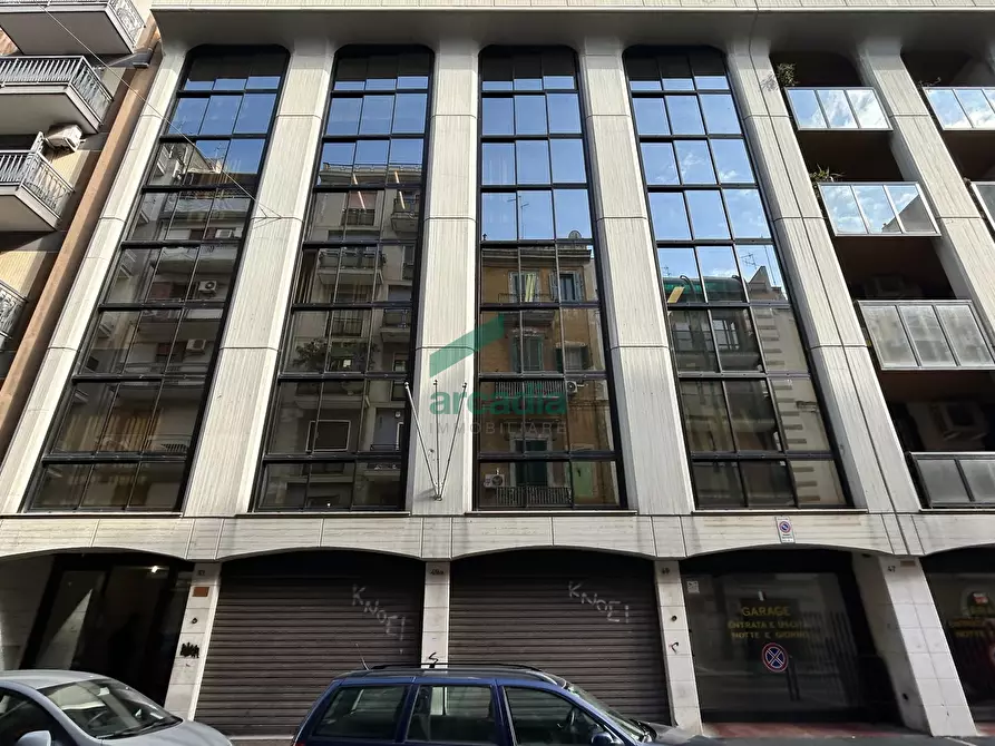 Immagine 1 di Ufficio in vendita  in Via Michele Garruba 47 a Bari