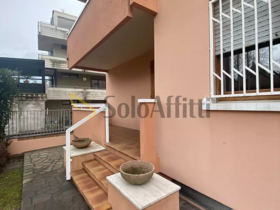 Immagine 13 di Bilocale in affitto  in Viale Giovanni Pascoli 114 a Rimini