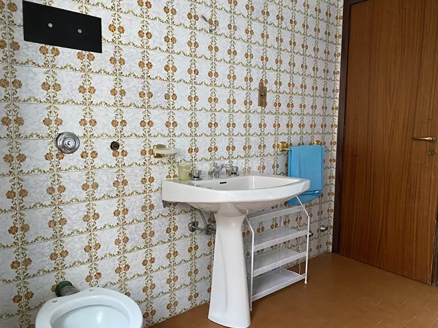 Immagine 16 di Stanza singola in affitto  a Catanzaro