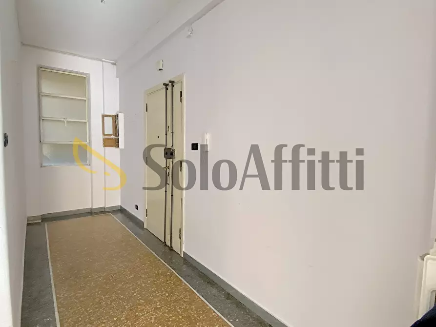 Immagine 8 di Stanza singola in affitto  in via Edoardo Jenner 45 a Roma