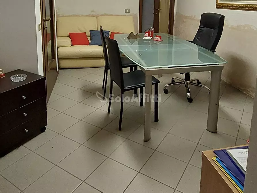 Immagine 6 di Ufficio in affitto  a Lodi