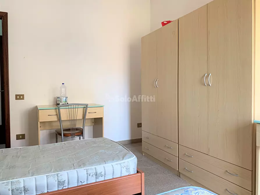 Immagine 12 di Stanza singola in affitto  a Catanzaro