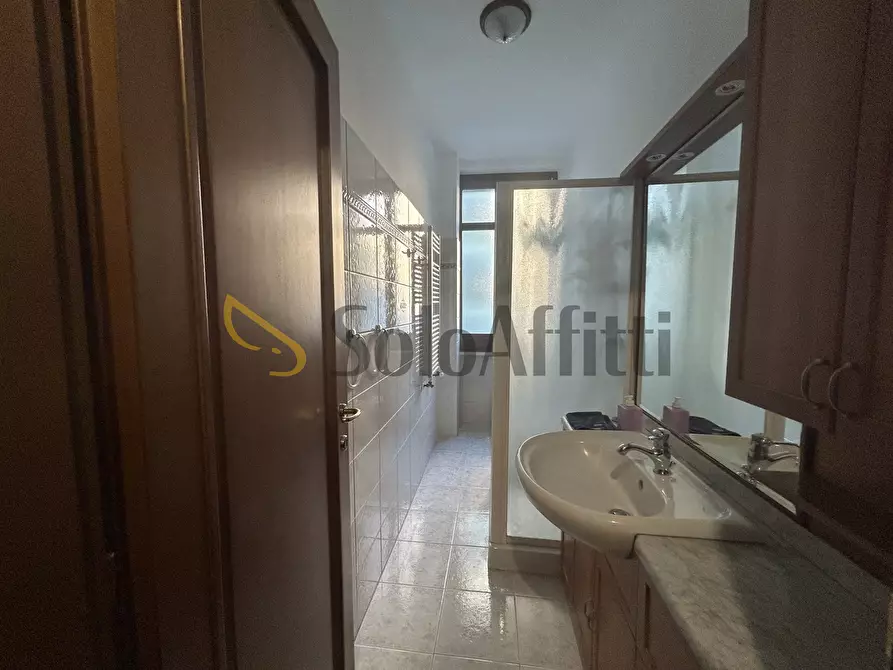 Immagine 12 di Trilocale in affitto  in Corso Peschiera 238 a Torino