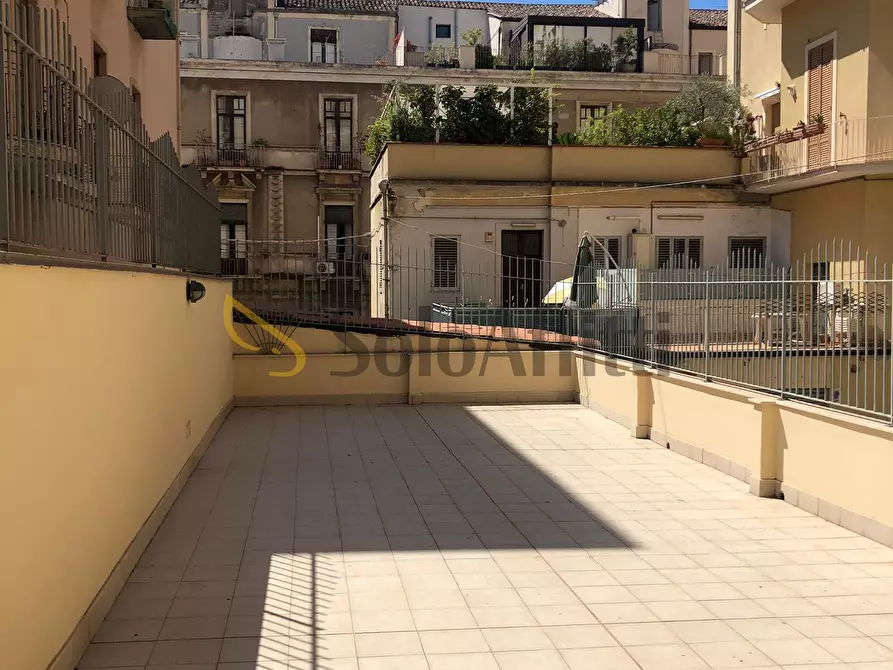Immagine 56 di Appartamento in affitto  in Via Grotte Bianche 150 a Catania