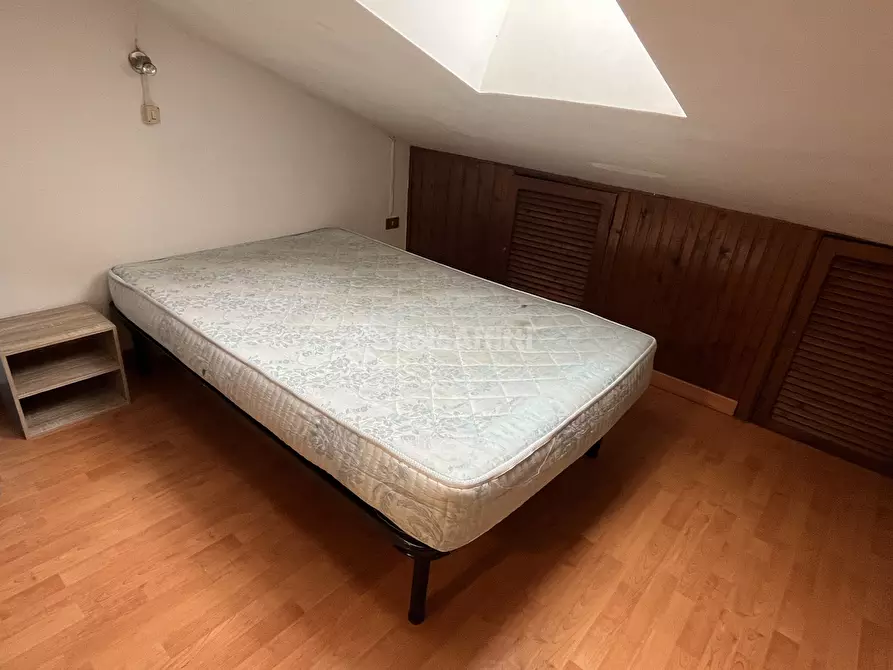 Immagine 6 di Mansarda in affitto  a Potenza