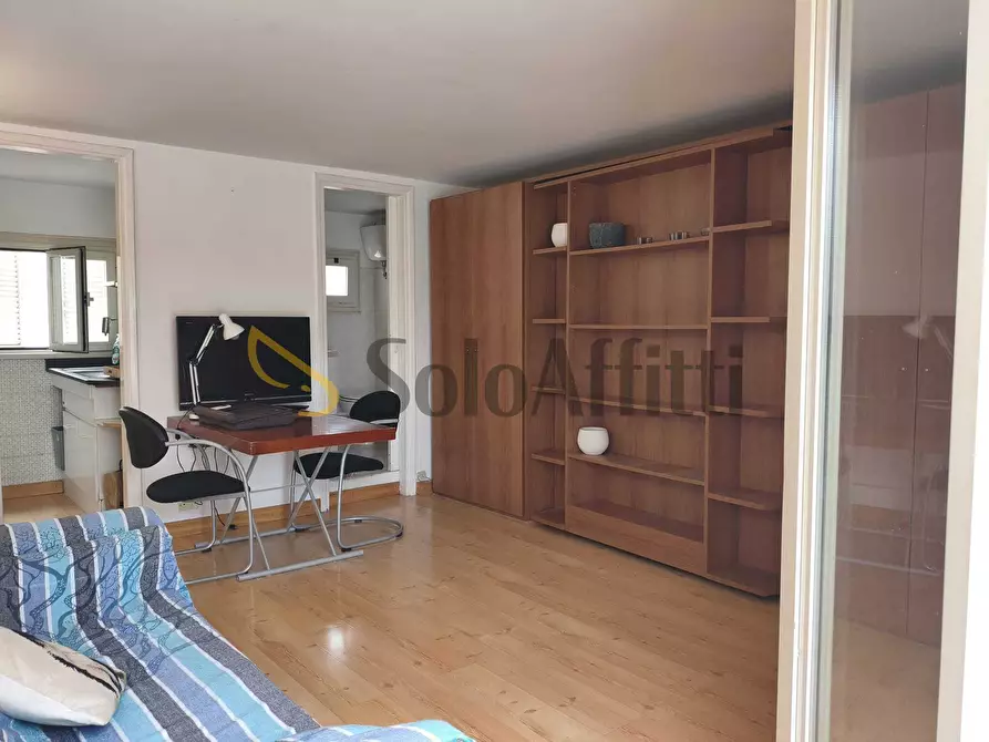 Immagine 4 di Monolocale in affitto  in Via Mario Fani a Roma