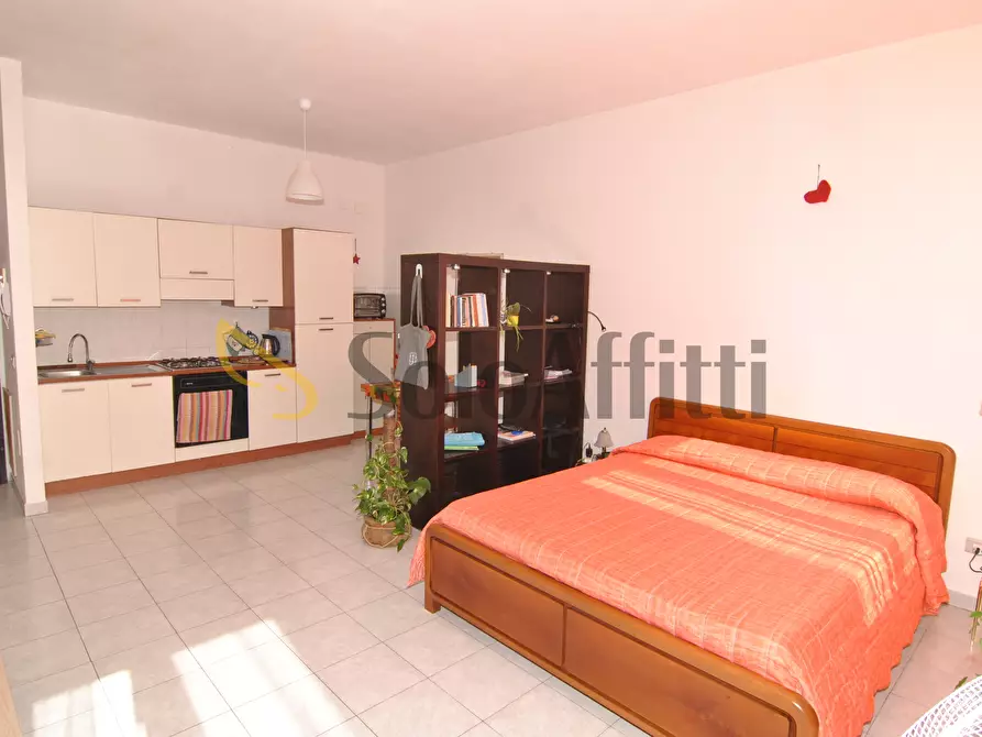 Immagine 3 di Monolocale in affitto  in Via de Larderel 88 a Livorno