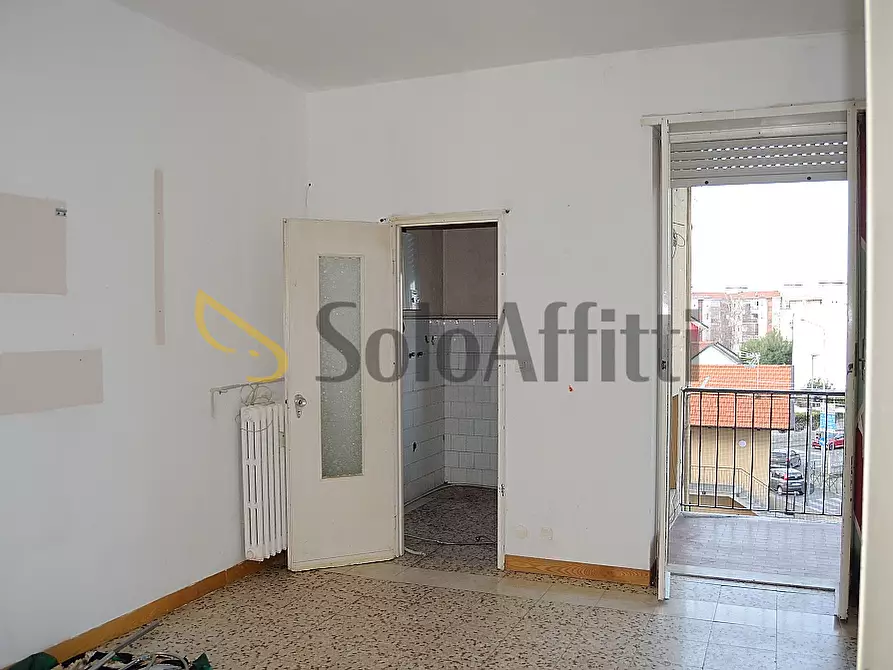 Immagine 12 di Trilocale in affitto  in Via Montello 2 a Settimo Torinese