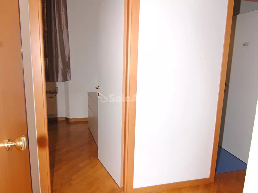 Immagine 2 di Trilocale in affitto  a Livorno