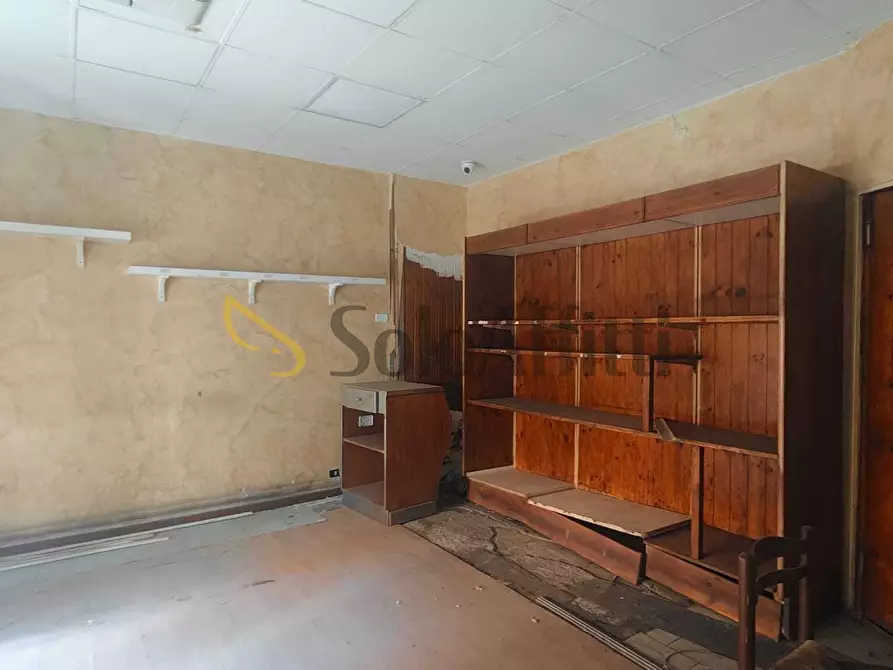 Immagine 1 di Locale commerciale in affitto  in Via Vittorio Emanuele Orlando 95 a Catania