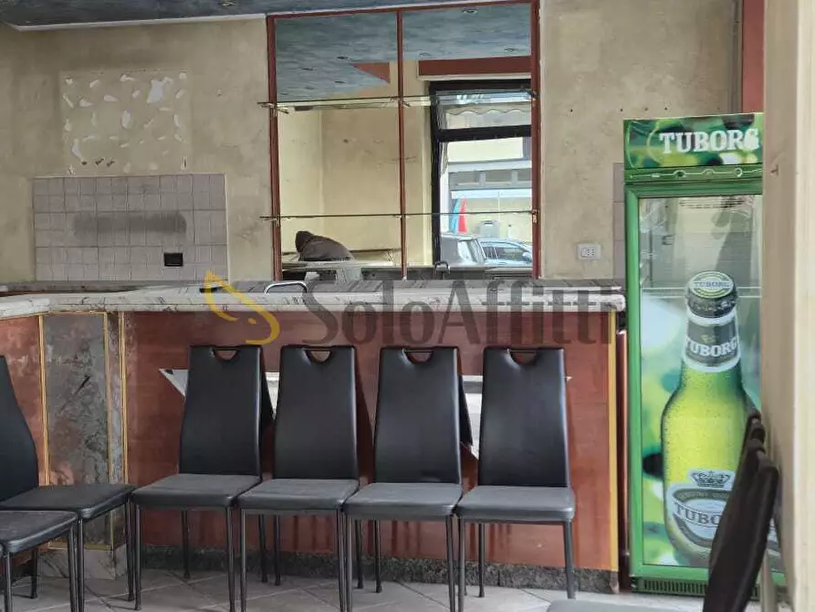 Immagine 10 di Locale commerciale in affitto  in VIA ERITREA 49 a Torino