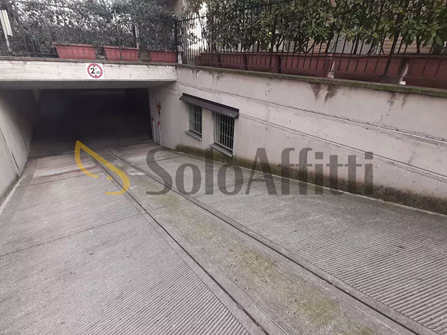 Immagine 7 di Garage in affitto  in Via Francesco Cilea 52 a Cinisello Balsamo