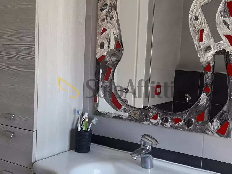 Immagine 6 di Bilocale in affitto  in Viale Rimembranze a Rimini