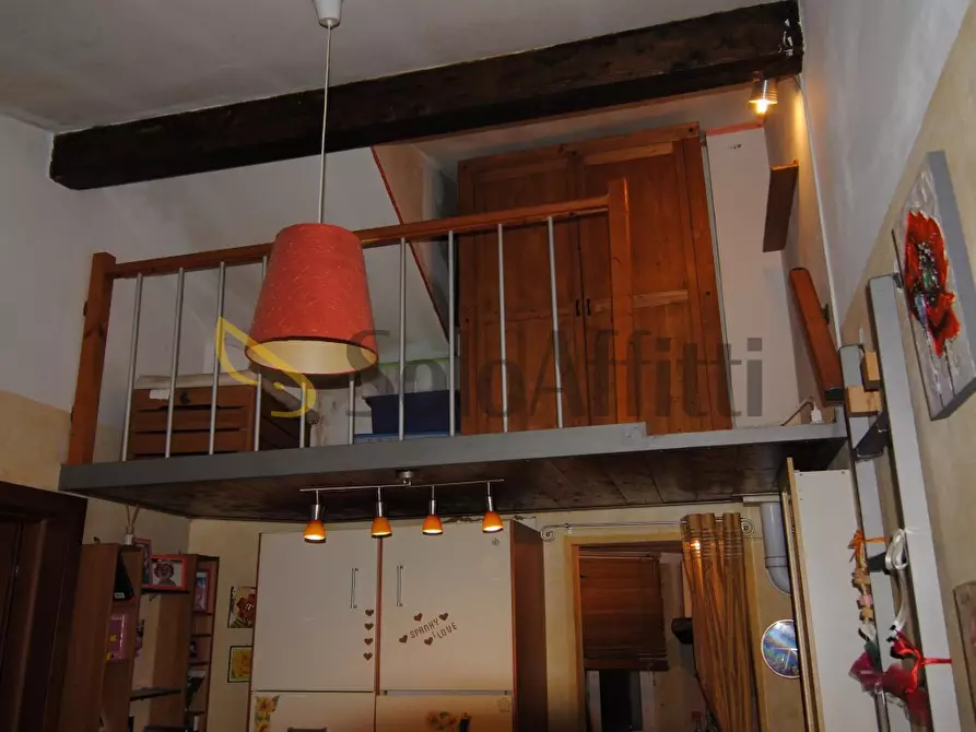 Immagine 12 di Trilocale in affitto  a Livorno