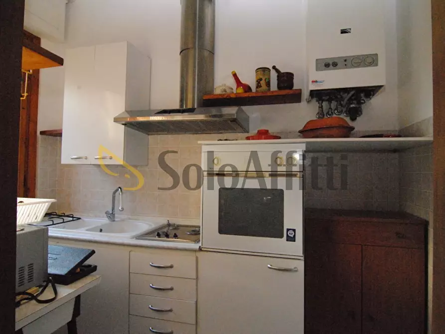 Immagine 5 di Appartamento in affitto  a Livorno