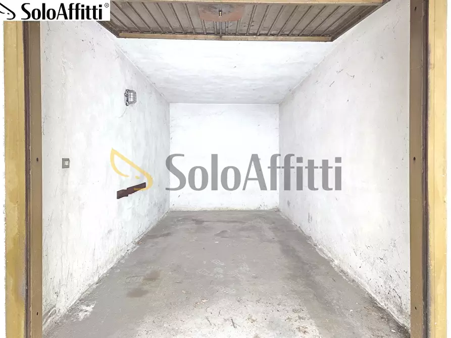 Immagine 26 di Trilocale in affitto  in Via Empoli 5 a Milano