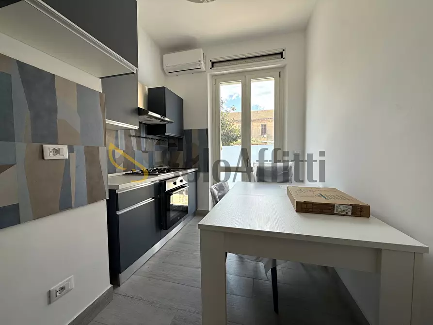 Immagine 6 di Stanza singola in affitto  a Catanzaro