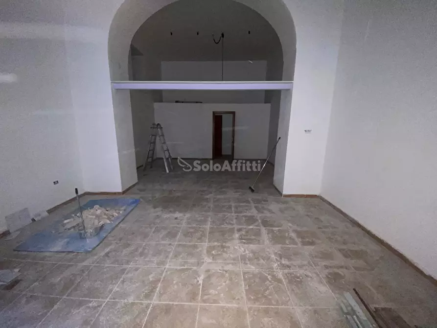 Immagine 4 di Locale commerciale in affitto  in Via Fulvio Renella 37 a Caserta