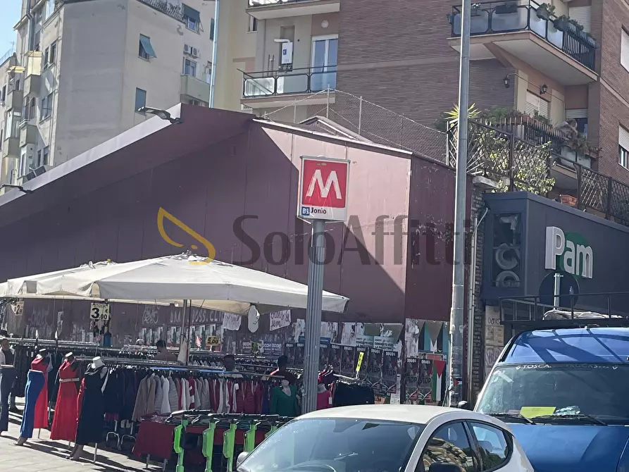 Immagine 17 di Stanza singola in affitto  in via Monte Favino 2 a Roma