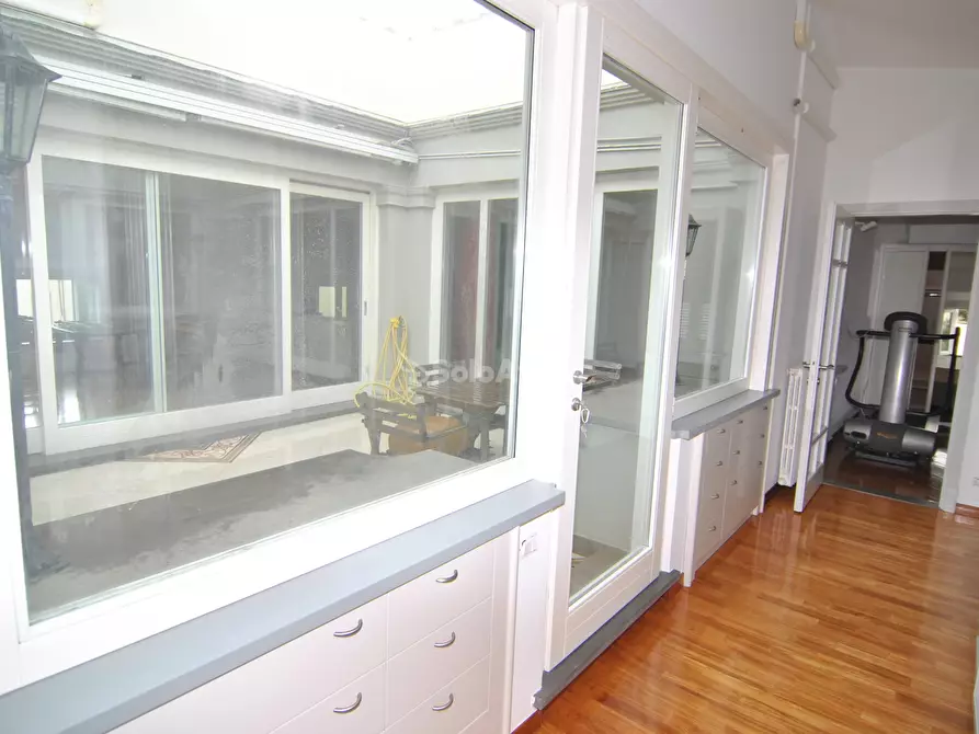 Immagine 29 di Appartamento in affitto  in Viale Italia 104 a Livorno