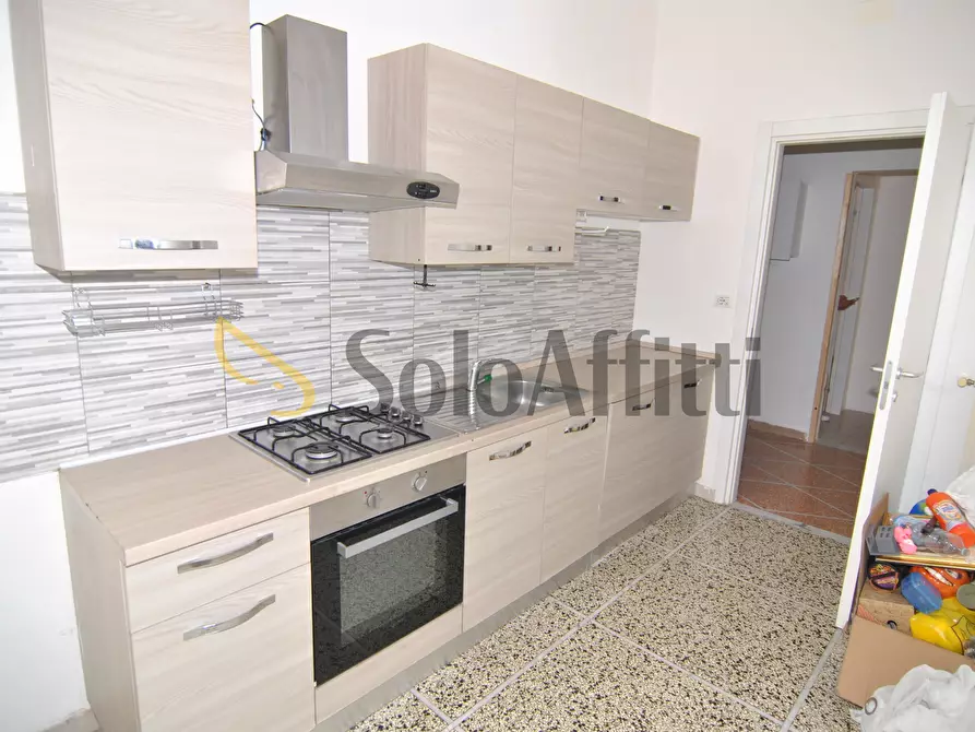 Immagine 1 di Quadrilocale in affitto  in Via Grande 249 a Livorno