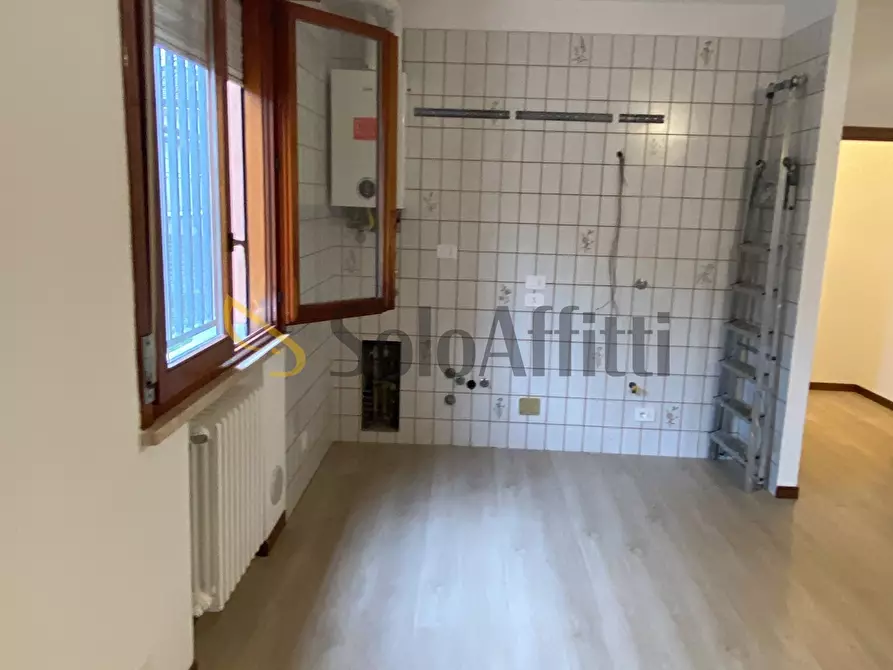 Immagine 4 di Bilocale in affitto  in Viale Giovanni Pascoli 114 a Rimini