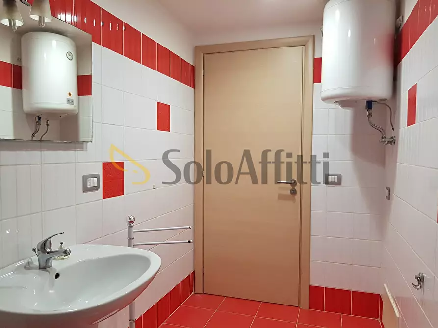 Immagine 7 di Mansarda in affitto  a Catanzaro