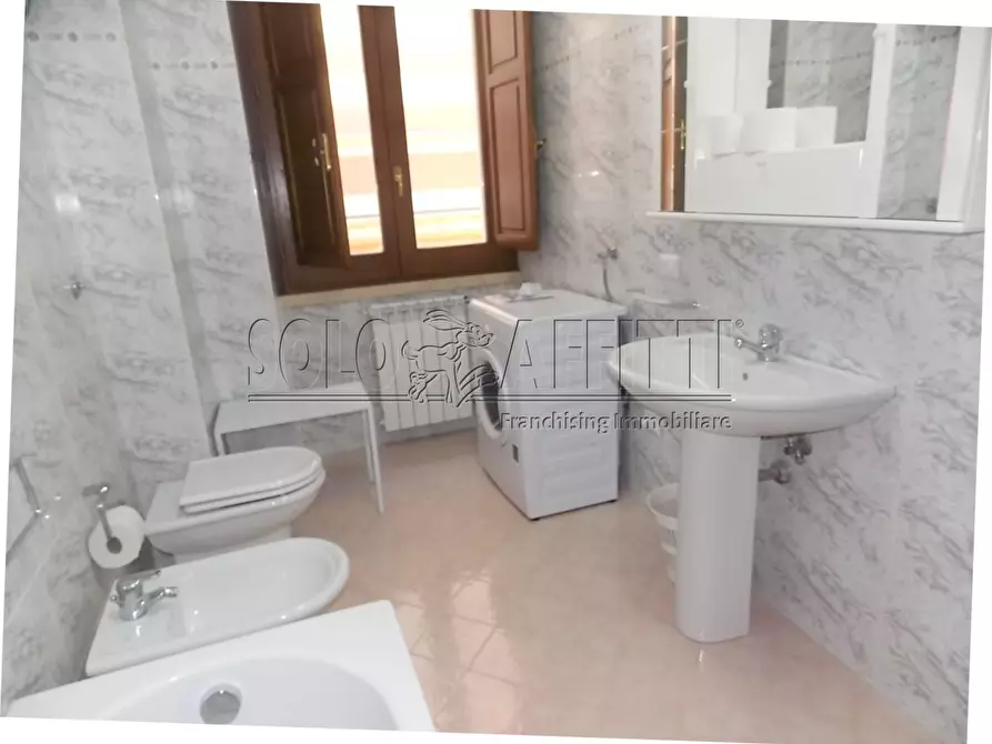 Immagine 17 di Stanza singola in affitto  a Catanzaro