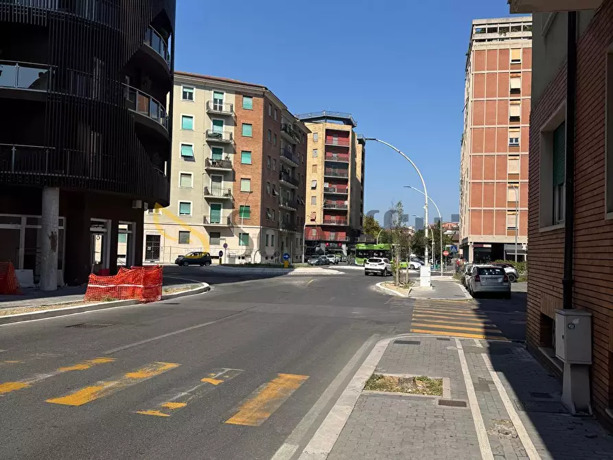 Immagine 1 di Locale commerciale in affitto  in Viale Giosuè Borsi 2/E a Terni