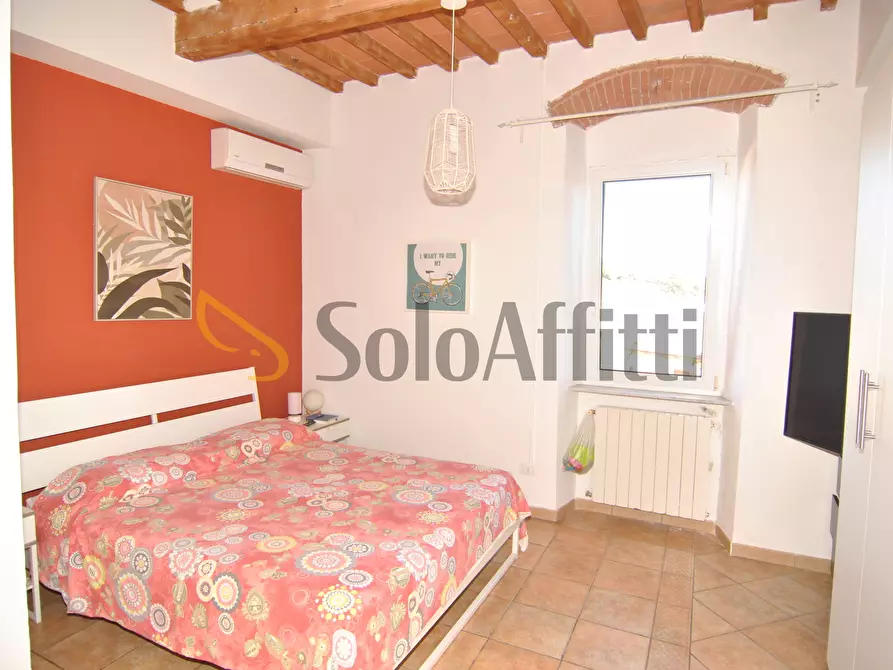 Immagine 11 di Bilocale in affitto  in Piazza del Cisternone 17 a Livorno