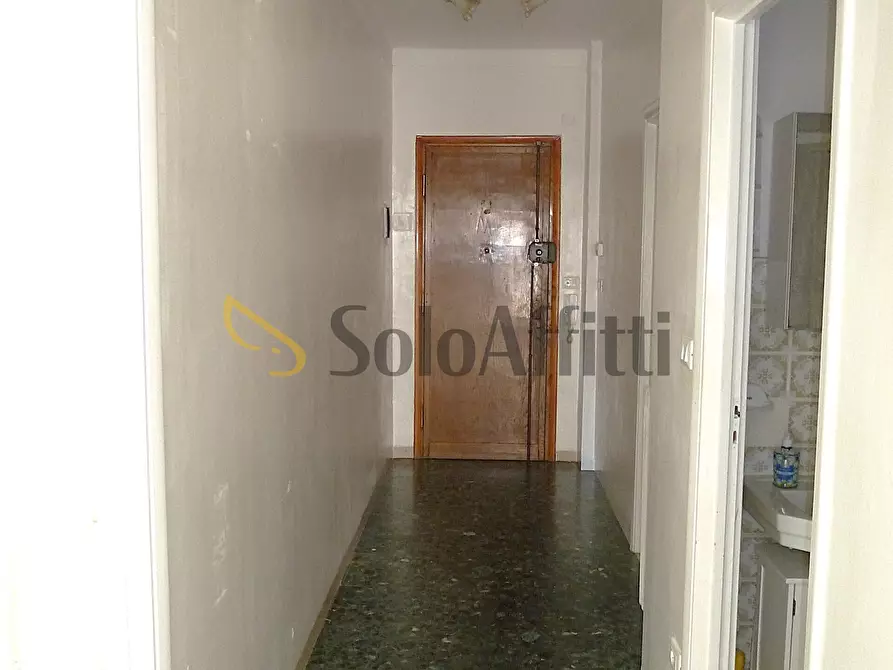 Immagine 6 di Trilocale in affitto  a San Remo