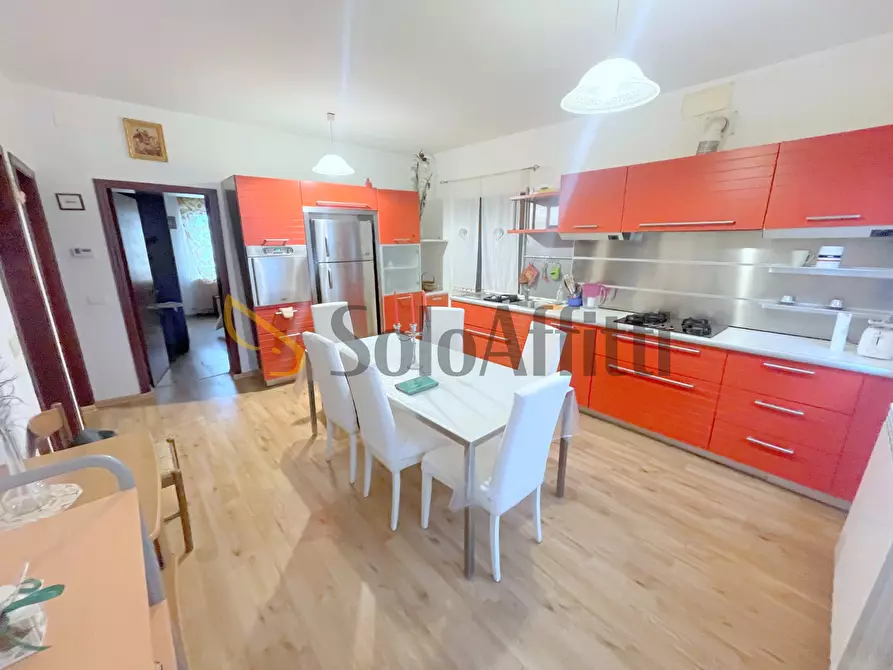 Immagine 1 di Bilocale in affitto  a Osimo