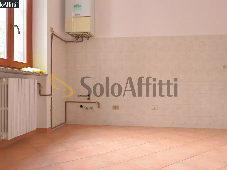 Immagine 6 di Trilocale in affitto  in Via Alessandro Volta 48 a Desio