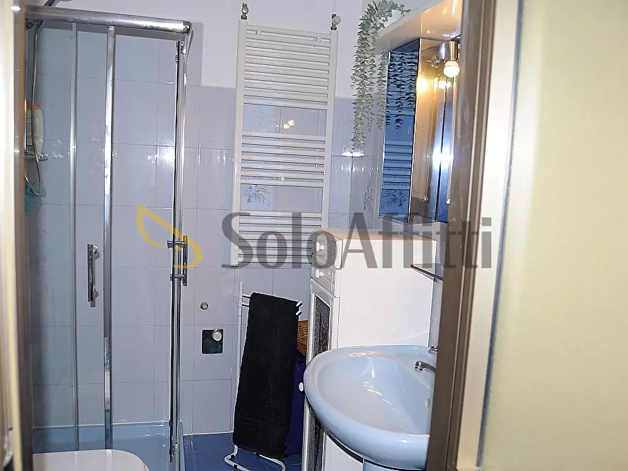 Immagine 10 di Bilocale in affitto  in Via Virle 23 a Torino