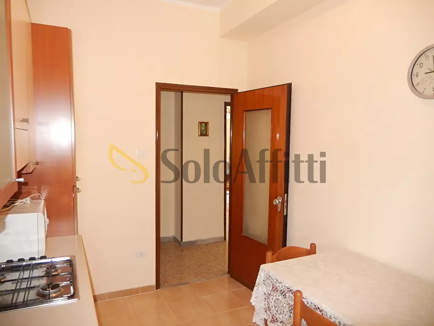 Immagine 5 di Stanza singola in affitto  a Catanzaro