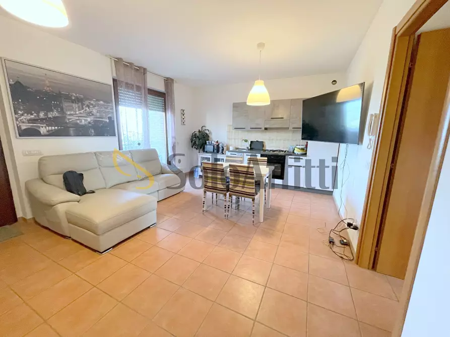 Immagine 5 di Trilocale in affitto  a Montefano