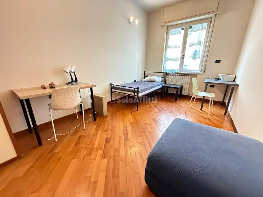 Immagine 1 di Stanza singola in affitto  in Via Bernardo Tanucci 72 a Caserta