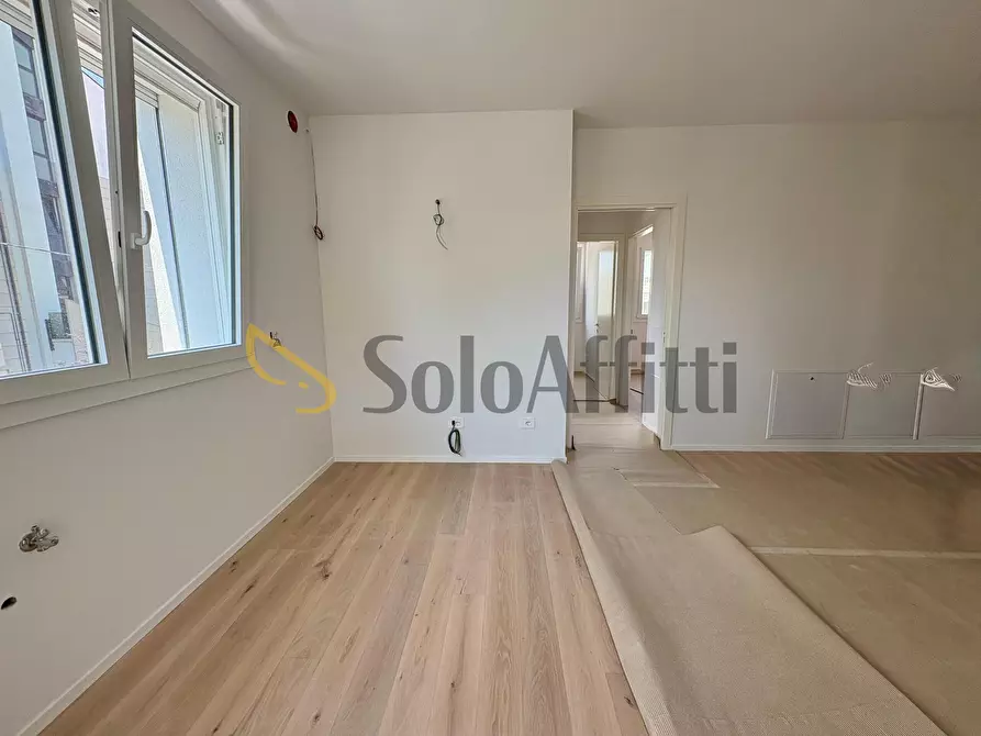 Immagine 3 di Trilocale in affitto  in Via Monte Titano 75 a Rimini