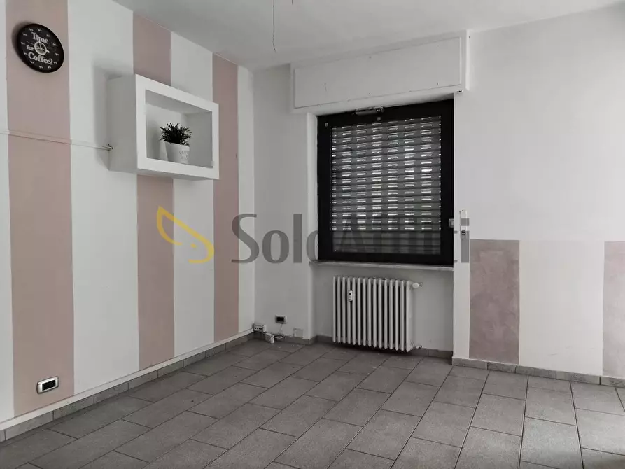 Immagine 5 di Locale commerciale in affitto  in Strada Piossasco 20 a Orbassano