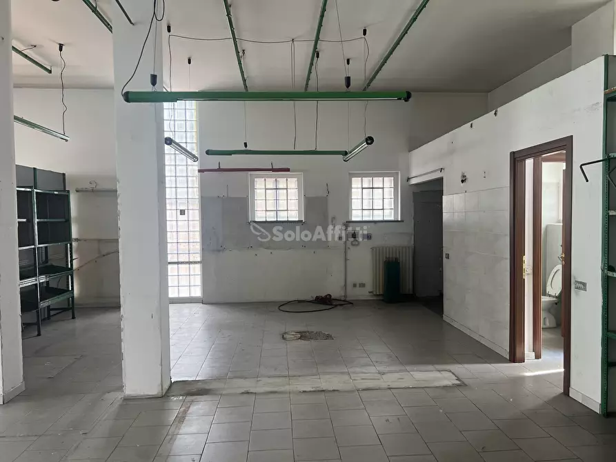 Immagine 3 di Locale commerciale in affitto  in Via Nazario Sauro SNC a Baranzate