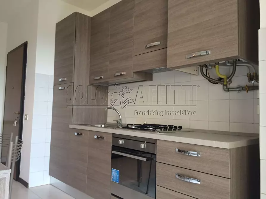 Immagine 5 di Bilocale in affitto  in Via XXV Aprile 92/b a Limbiate
