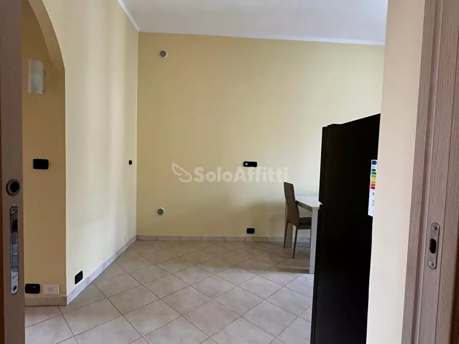 Immagine 14 di Bilocale in affitto  in Via Bari a Torino