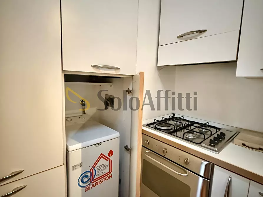 Immagine 30 di Bilocale in affitto  in Via Magenta 37 a Torino