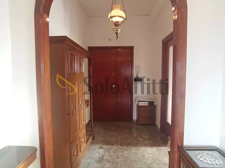 Immagine 5 di Quadrilocale in affitto  in Via Melpomene 44 a Roma