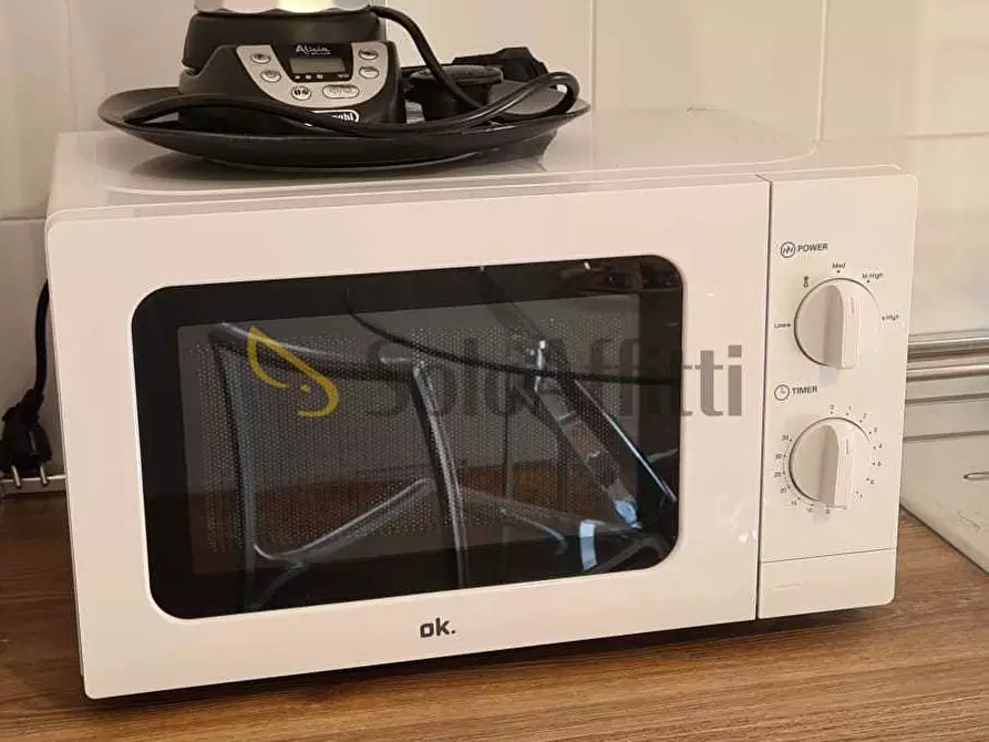 Immagine 15 di Bilocale in affitto  in Via Sostegno 18 a Torino