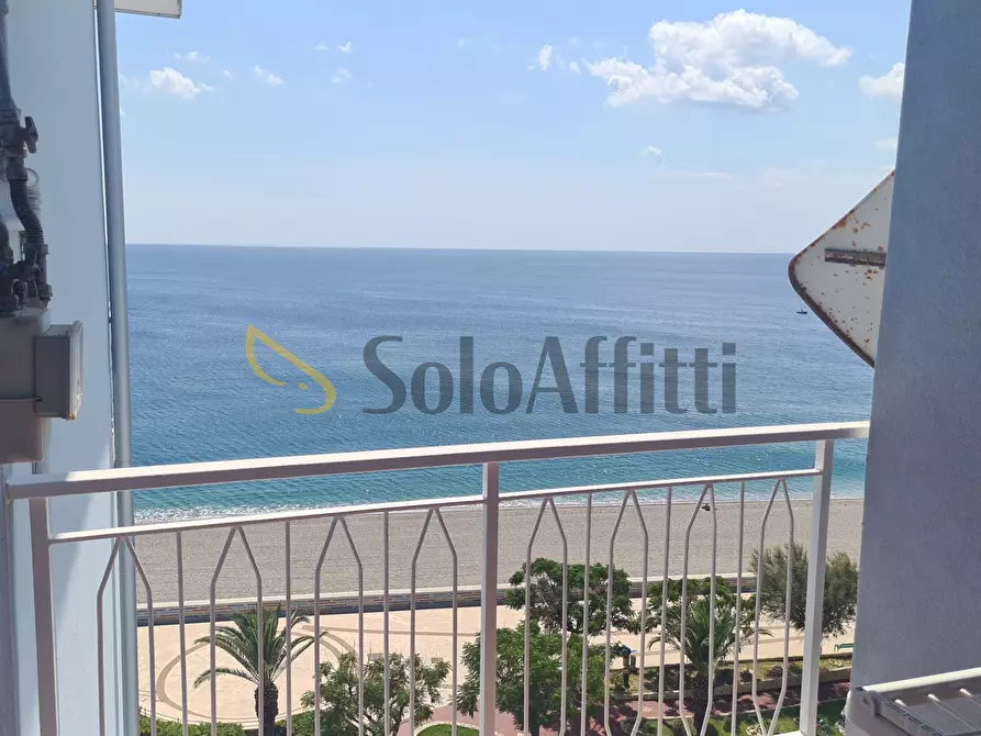 Immagine 8 di Quadrilocale in affitto  a Catanzaro