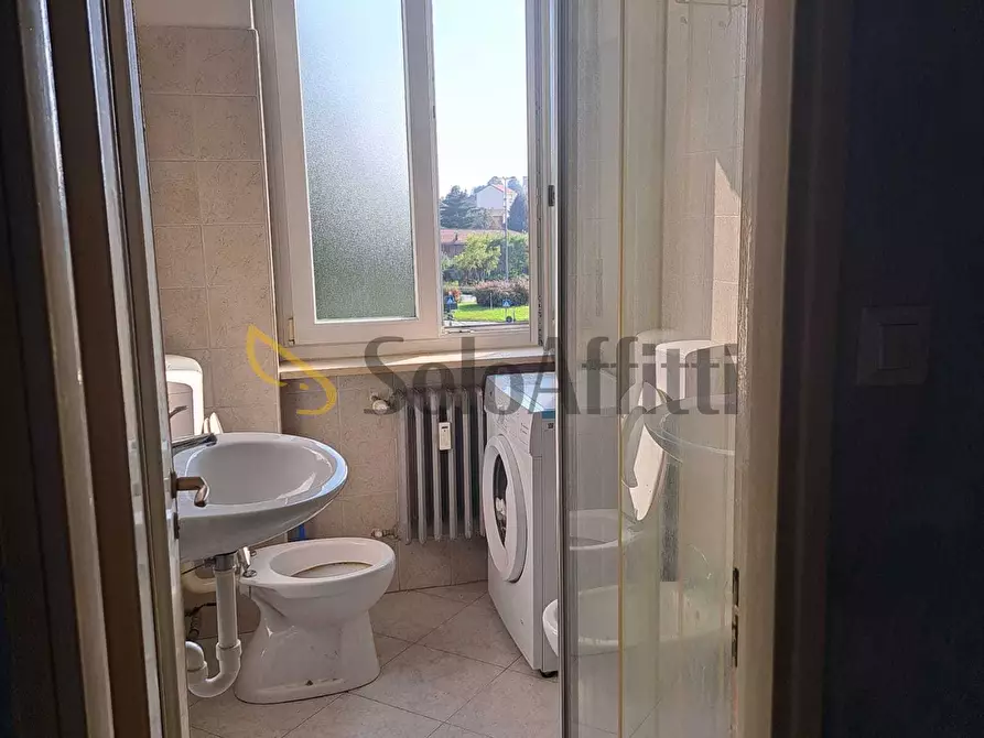 Immagine 10 di Bilocale in affitto  in Via Luigi Einaudi 61 a Rivalta Di Torino