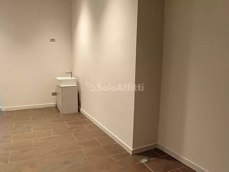 Immagine 31 di Ufficio in affitto  in Via Giulio Cesare Beccaria a Terni