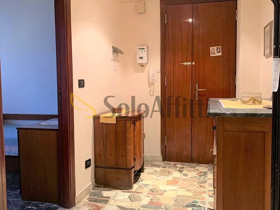 Immagine 2 di Stanza singola in affitto  a Cagliari