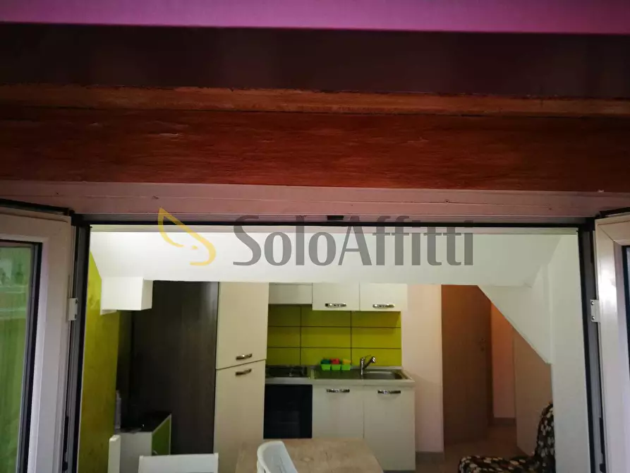 Immagine 5 di Trilocale in affitto  in Via Vittorio Emanuele 167 a Giardini-Naxos